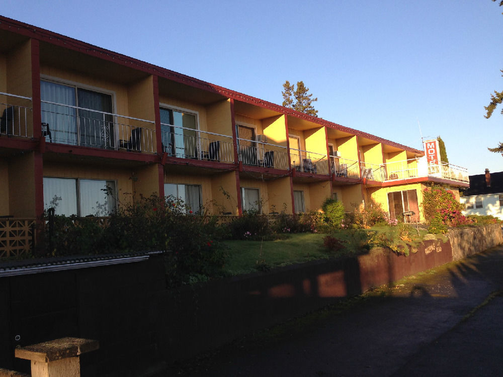 Holiday House Motel เลดีสมิธ ภายนอก รูปภาพ